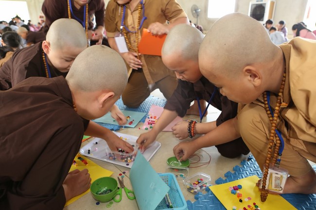 The 3rd Day of Summer Retreat for Children in Dong Cao pagoda